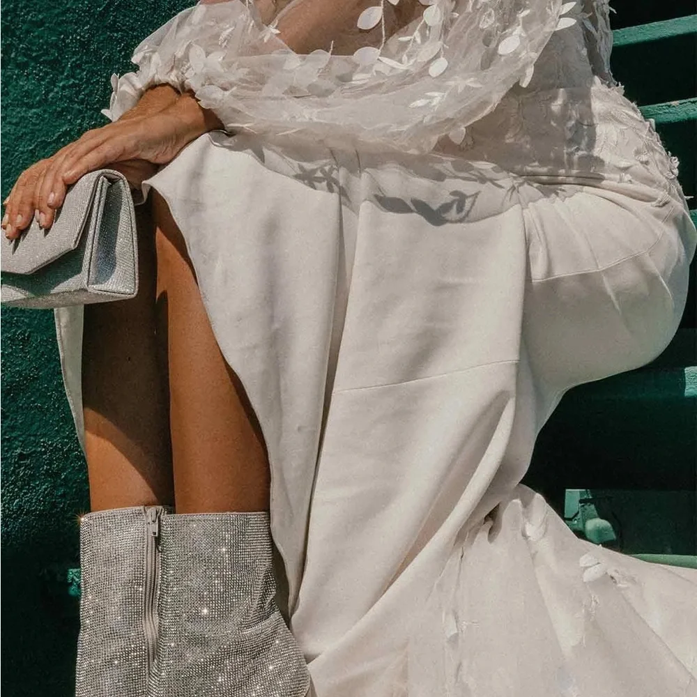 Elegant Strapless Wedding Dress - Picture 5 of 11